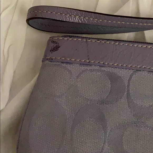 Coach wristlet - Picture 3 of 5